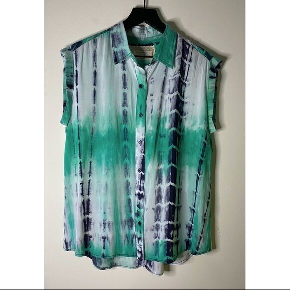 Chambrai Los Angeles Tie Dye Button Down Top - Picture 1 of 7